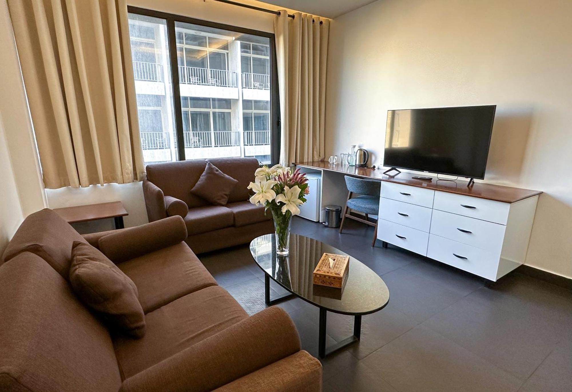 Hotel Hamra Urban Gardens à Beyrouth Extérieur photo
